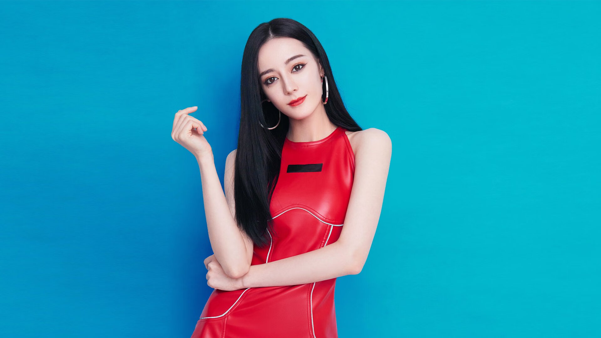 俱乐部冠军杯官网-_野生动植物保护跑：运动与环保双赢_，野生动植物保护宣传海报