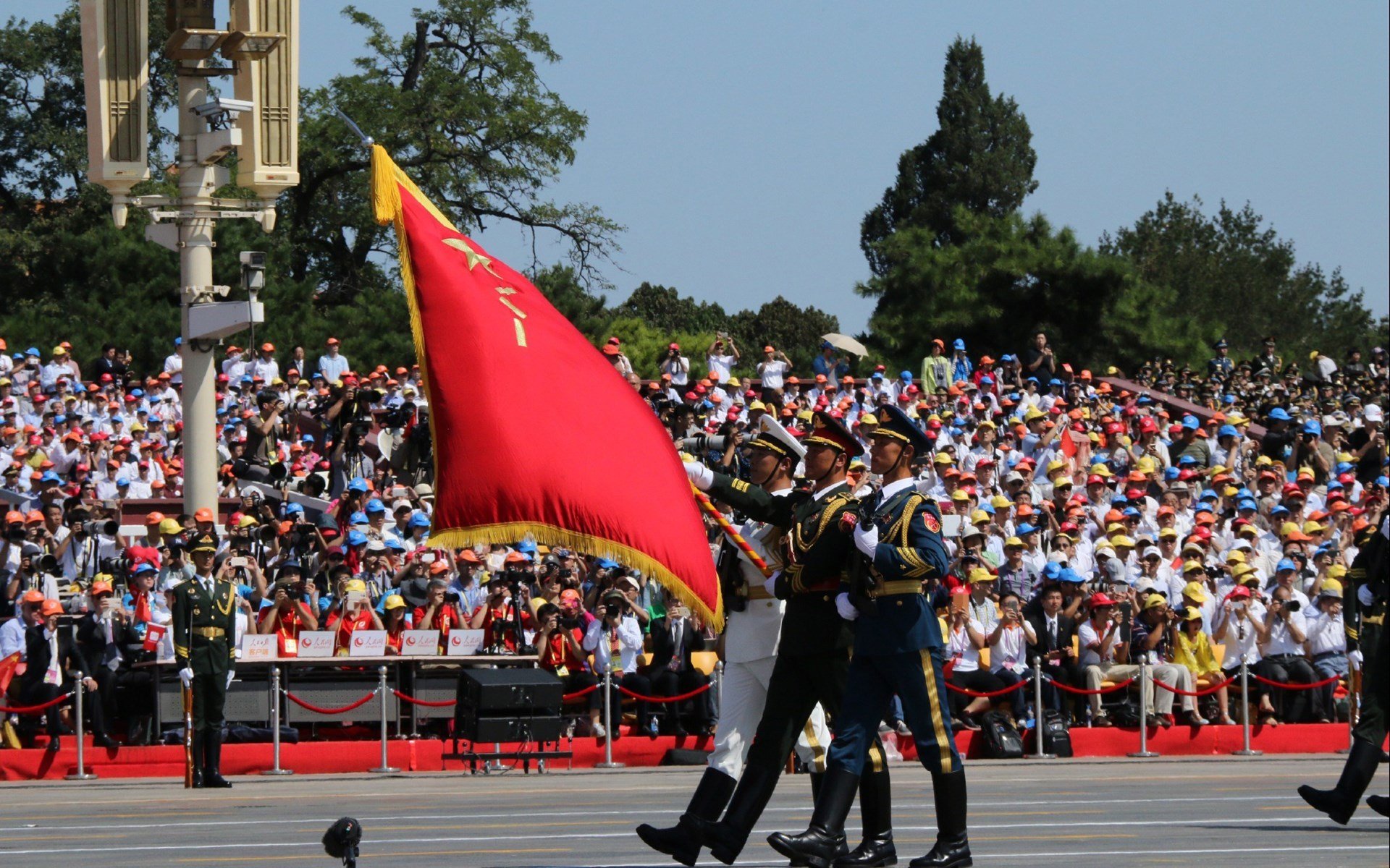俱乐部世界杯-“德甲领先队伍继续发力，扩大积分优势”，德甲积分2020-2021
