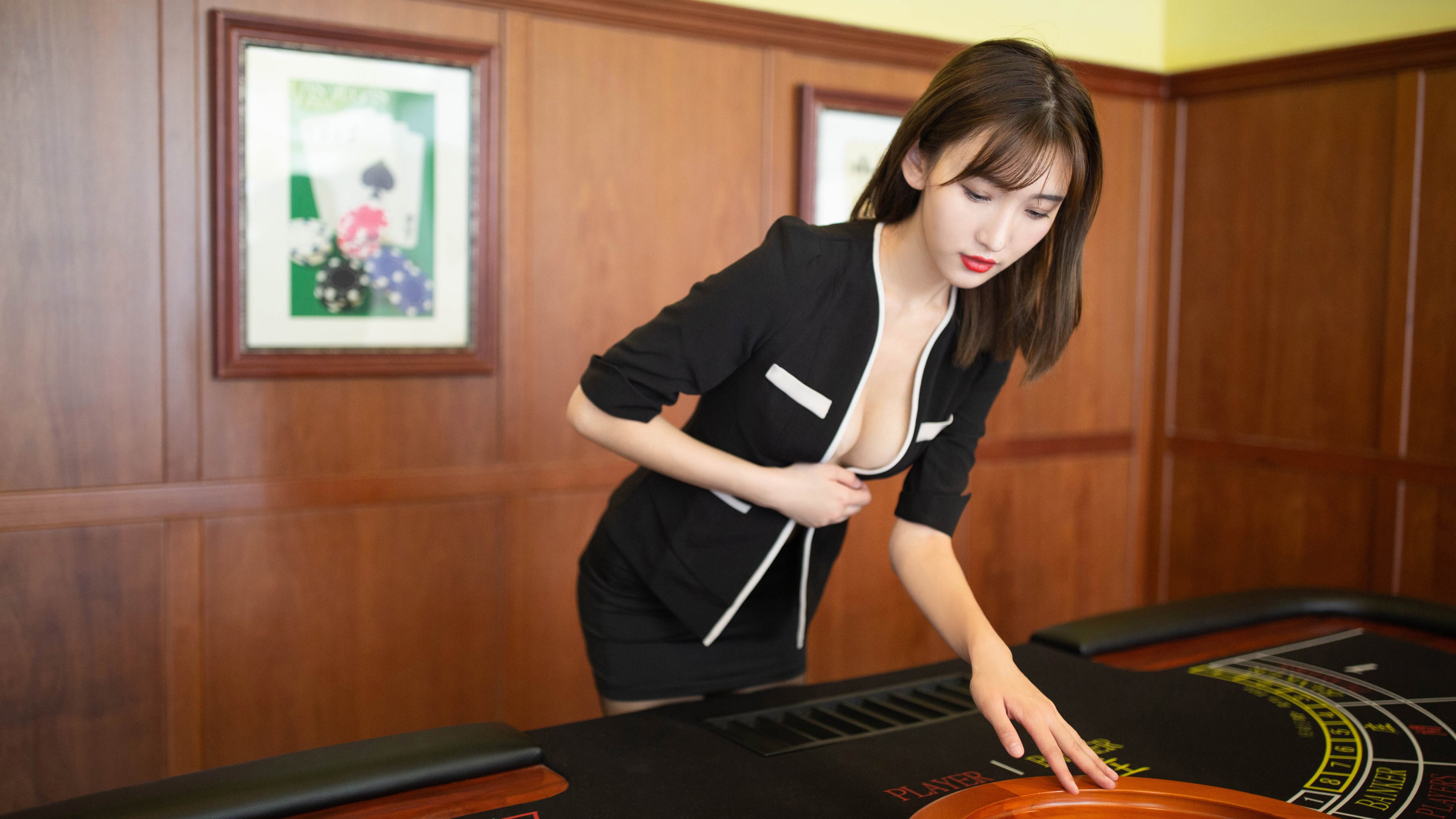 世界俱乐部杯-越野摩托赛:泥泞中的极速挑战,越野摩托车比赛 视频 2019 最新